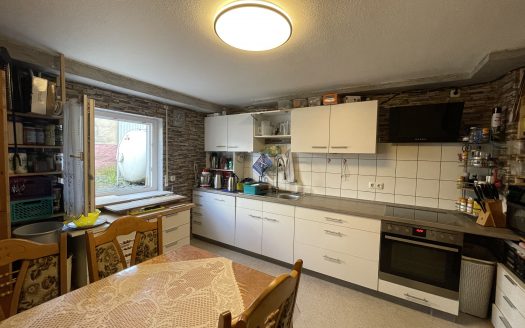 Voll vermietetes 4-Familienhaus in ruhiger und beliebter Wohnlage!