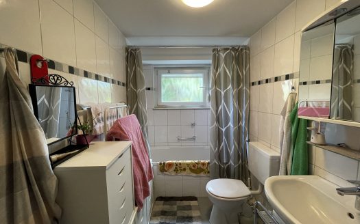 Voll vermietetes 4-Familienhaus in ruhiger und beliebter Wohnlage!