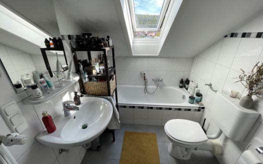 Voll vermietetes 4-Familienhaus in ruhiger und beliebter Wohnlage!