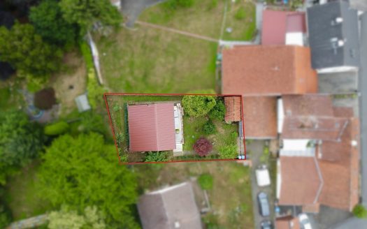 Kleines Paradies im Grünen – Wochenendhaus mit Charme!