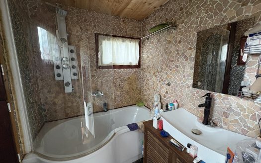 Kleines Paradies im Grünen – Wochenendhaus mit Charme!