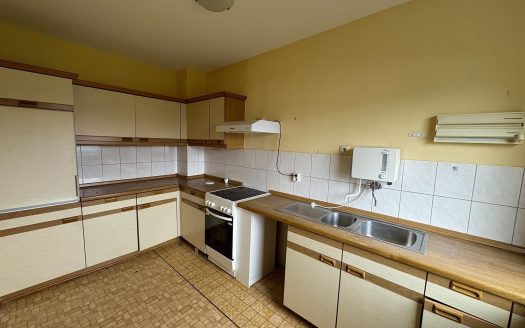 Vier Reihenhäuser mit Potenzial – Sanierungsbedürftiges Mehrfamilienobjekt!