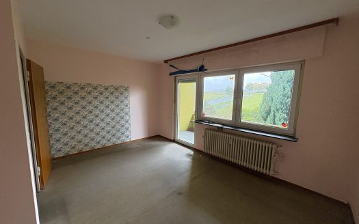 Vier Reihenhäuser mit Potenzial – Sanierungsbedürftiges Mehrfamilienobjekt!