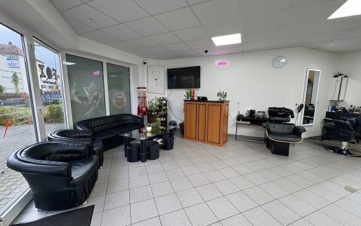 Attraktive Gewerbefläche an der Hauptstraße!