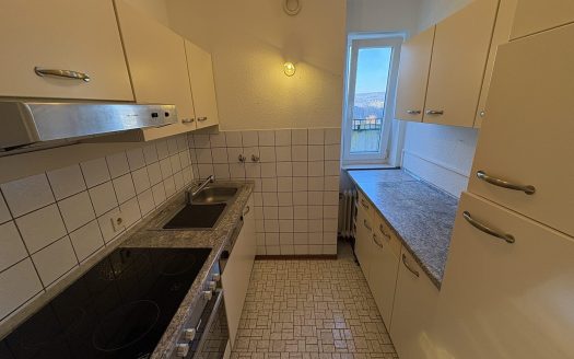 4-Zimmerwohnung mit herrlicher Dachterrasse und Balkon!