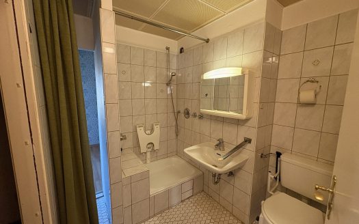 4-Zimmerwohnung mit herrlicher Dachterrasse und Balkon!