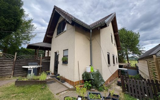 Ihr neues Zuhause mit Garten, Carport und viel Gestaltungspotenzial!