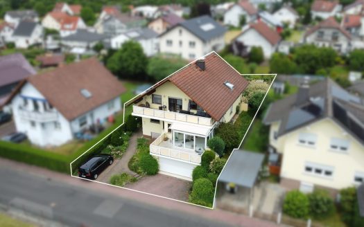 Einziehen und wohlfühlen – Gepflegtes Zweifamilienhaus in ruhiger Umgebung!