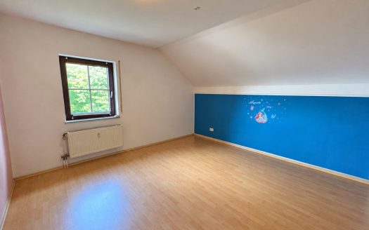 Familienfreundliches Zuhause mit viel Platz, Garten und Wohlfühlatmosphäre!